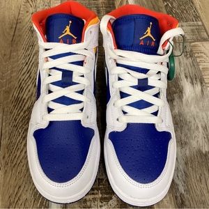 🧡💙Jordan 1 Mid White Laser Orange Deep
Royal Blue (GS)